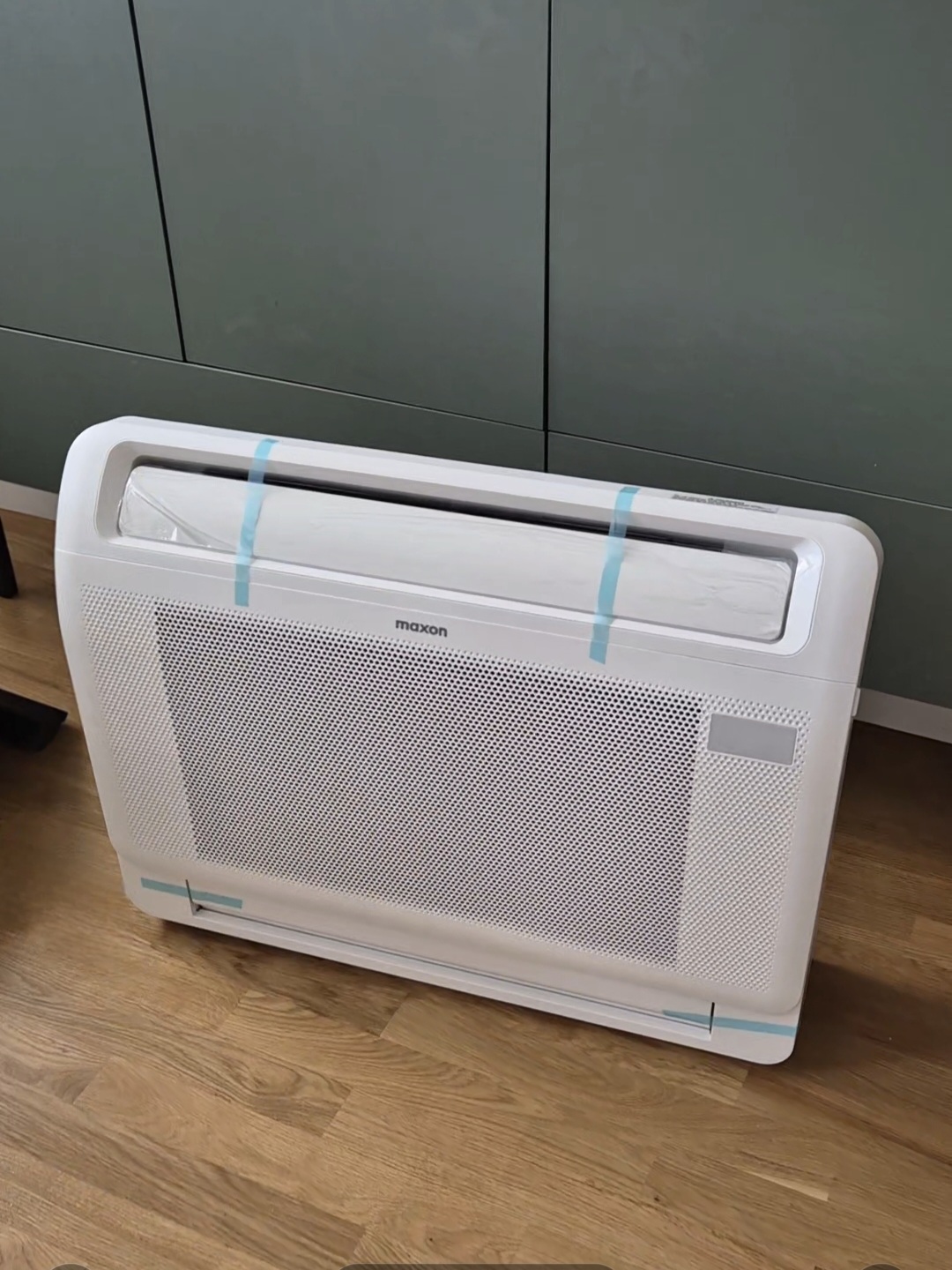 Maxon parapetna klima unutrašnja jedinica i instalacija